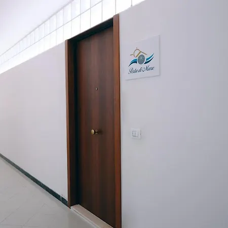 La Perla Di Mare Apartment *